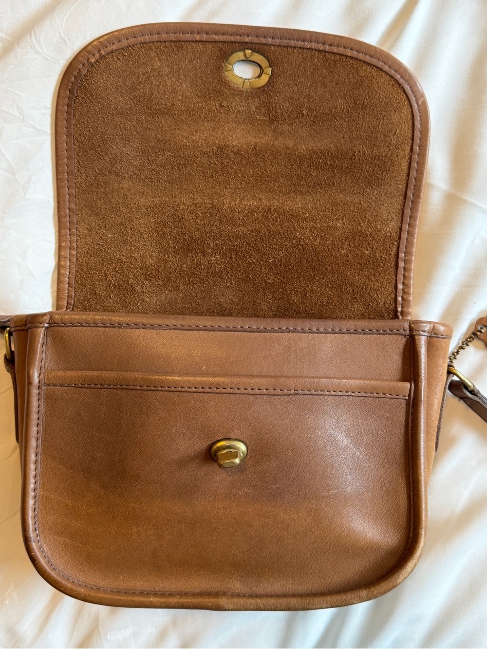Vintage Coach Collegiate Bag in Putty - Picture 12 of 14